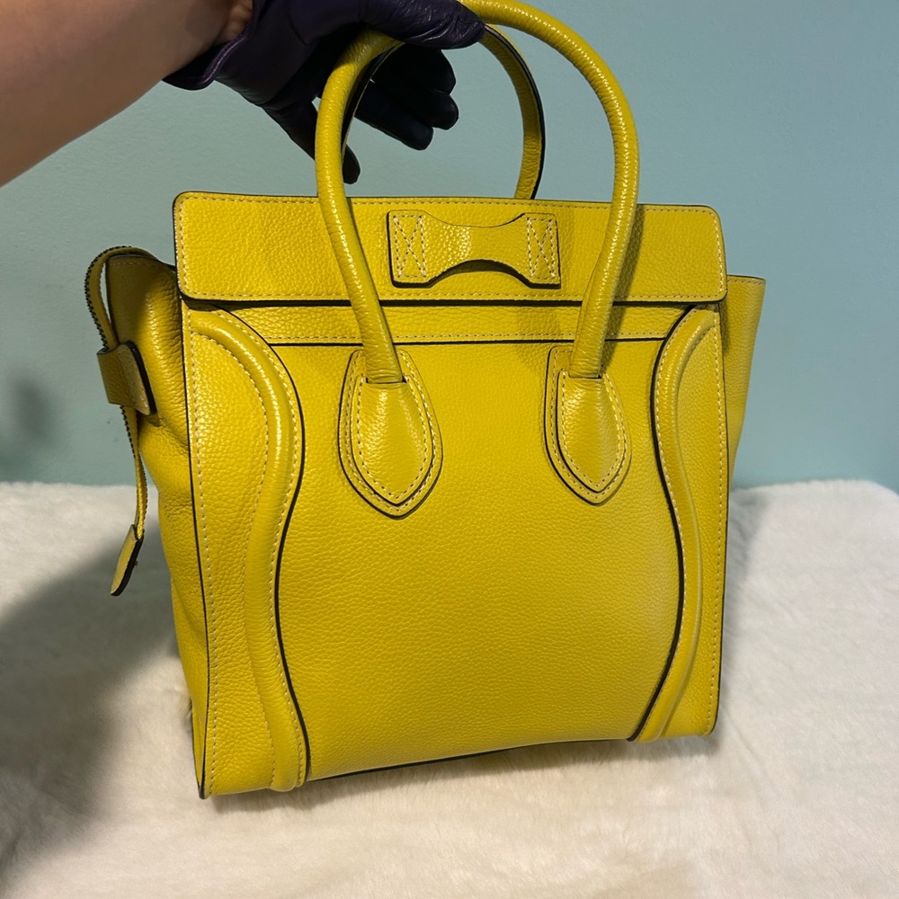 Celine Mini Luggage Handbag in Vibrant Yellow Leather. Excellent condition! - Picture 3 of 11